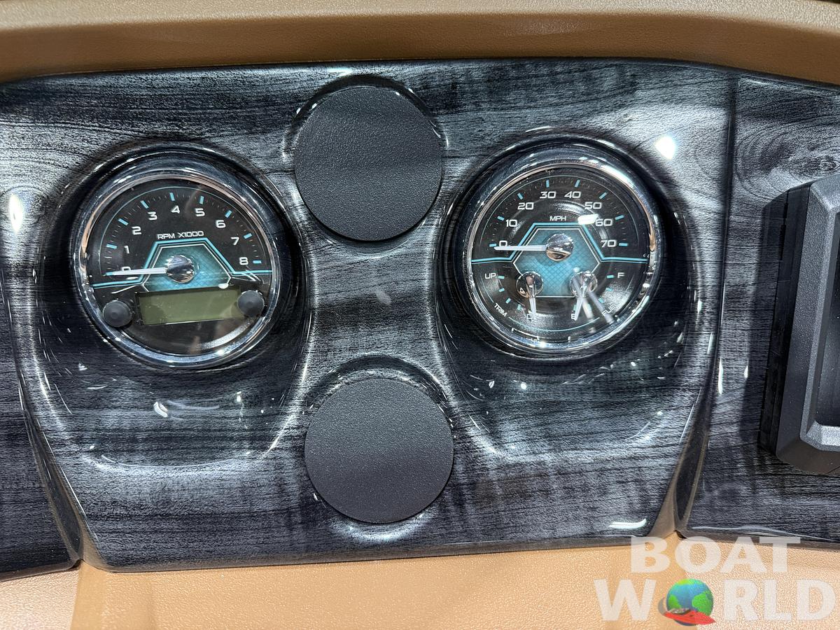 2026 Tahoe Pontoons LTZ 2385 Swingback (VRL) 