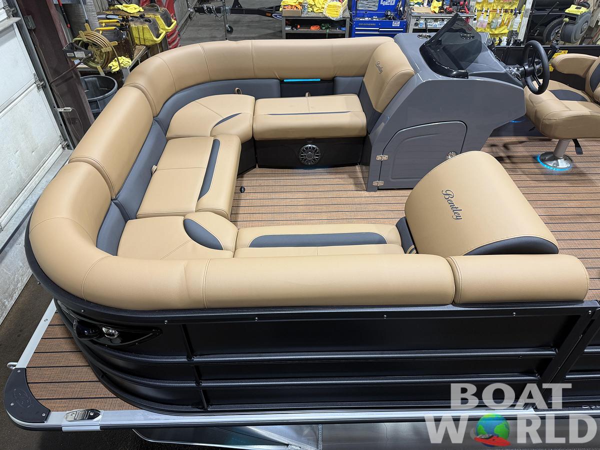 2027 Bentley Legacy 220 Navigator Quad Lounge Pontoon $43995