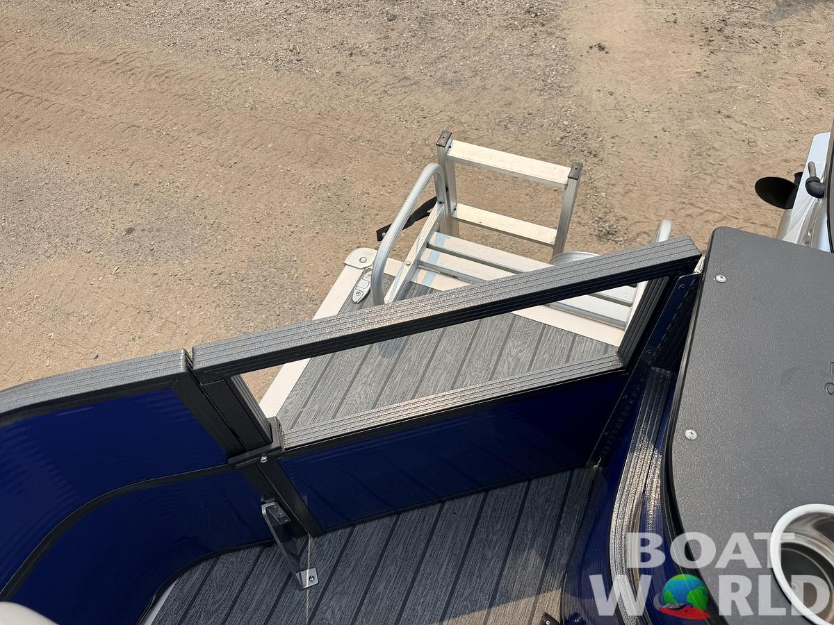 Used 2021 Montego Bay 8522 Fish & Cruise Deluxe Pontoon & 90HP Honda 4Stroke -$29,995