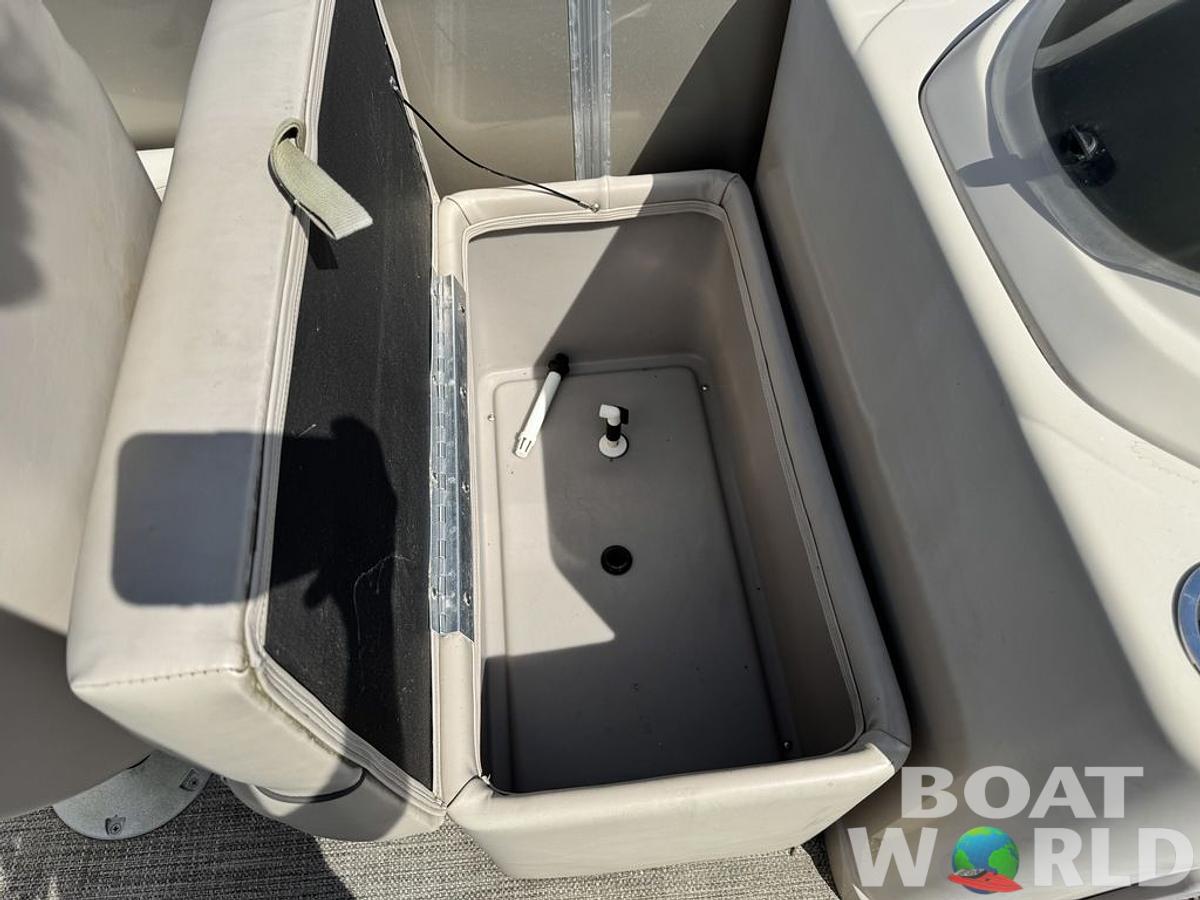 Used 2016 Sylvan 820 4-PT Pontoon