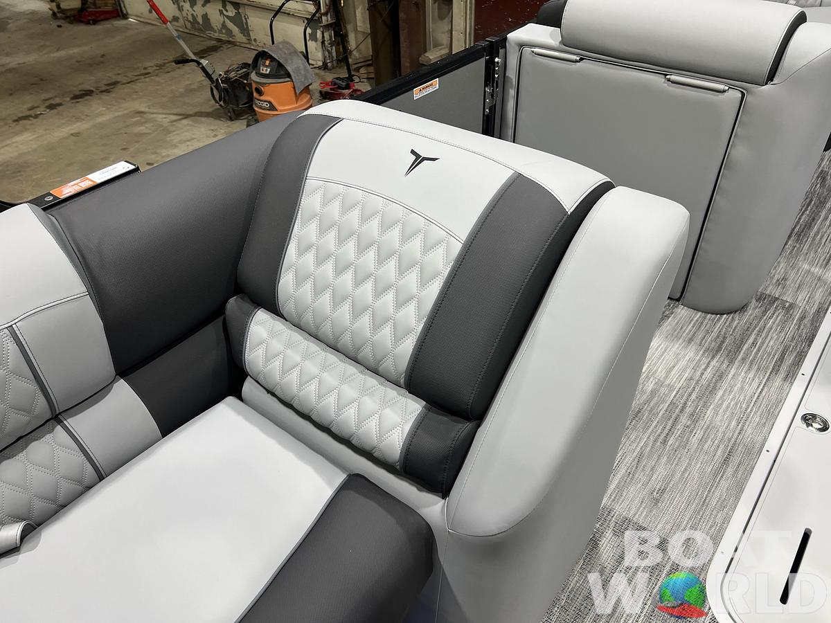 2026 Tahoe Pontoons Cascade 2385 Swingback (VRB) Tritoon