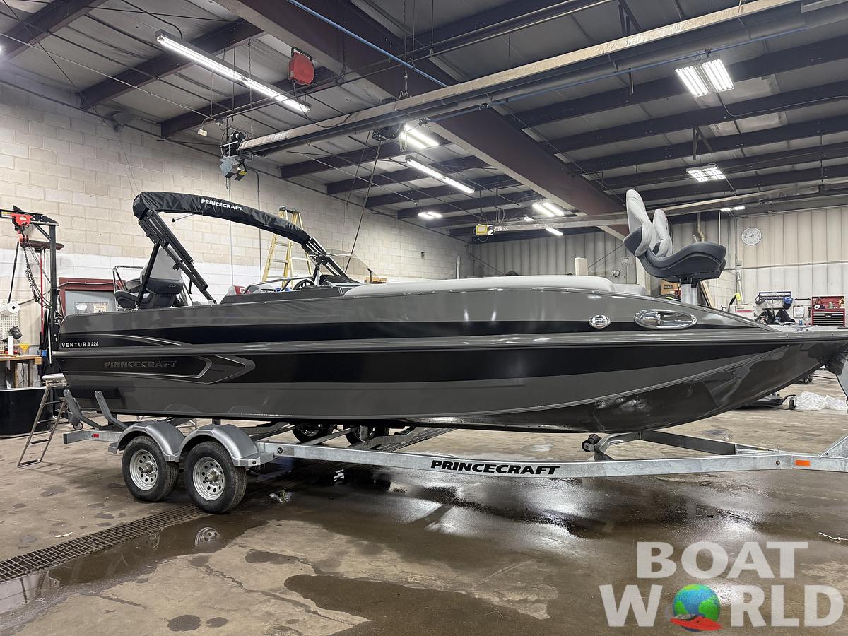 2024 Princecraft Ventura 224 Deckboat 