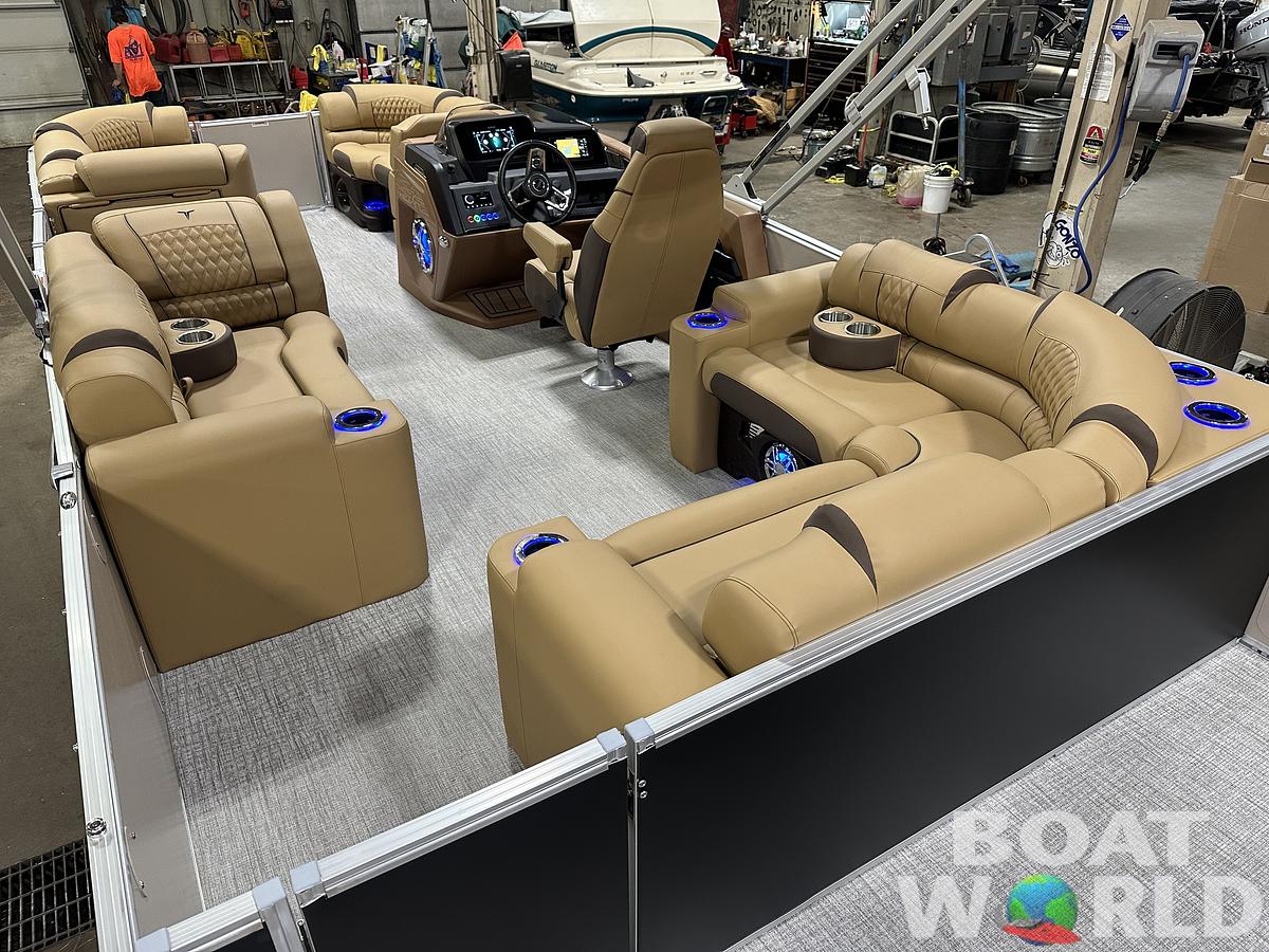 2025 Tahoe Pontoons Cascade 2385 Elite Cruise Tritoon & Honda 4-Stroke EFI