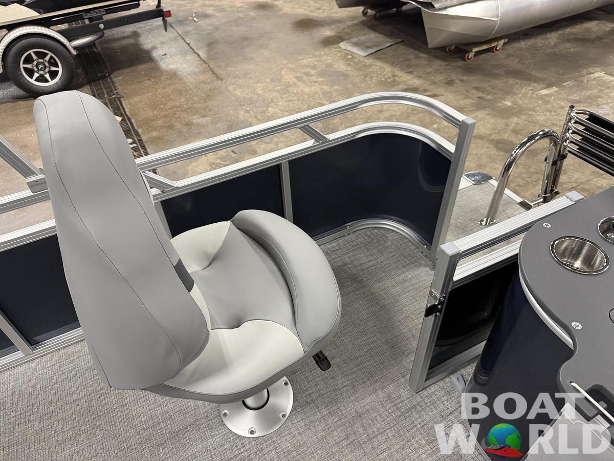 2026 Tahoe Pontoons Sport 2385 Rear Fish Tritoon 