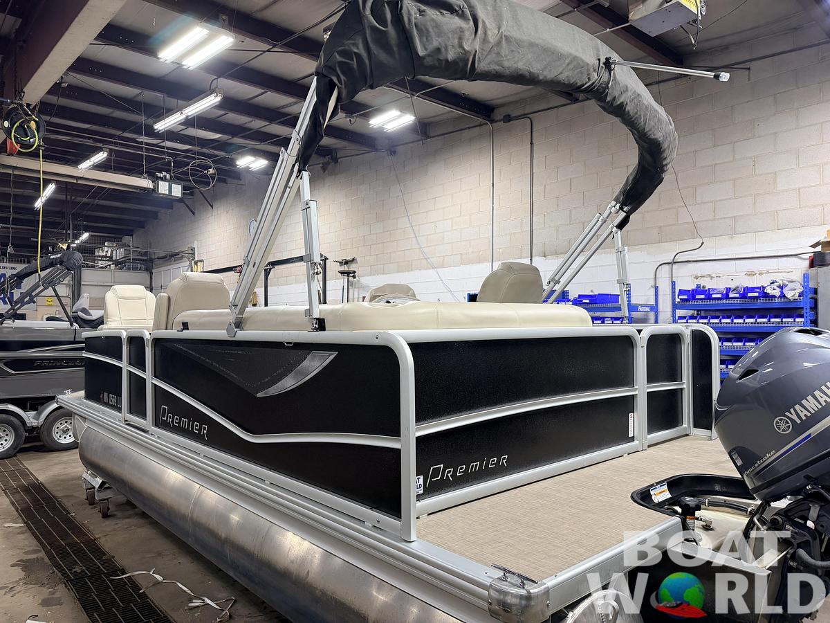 Used 2018 Premier 220 SunSpree