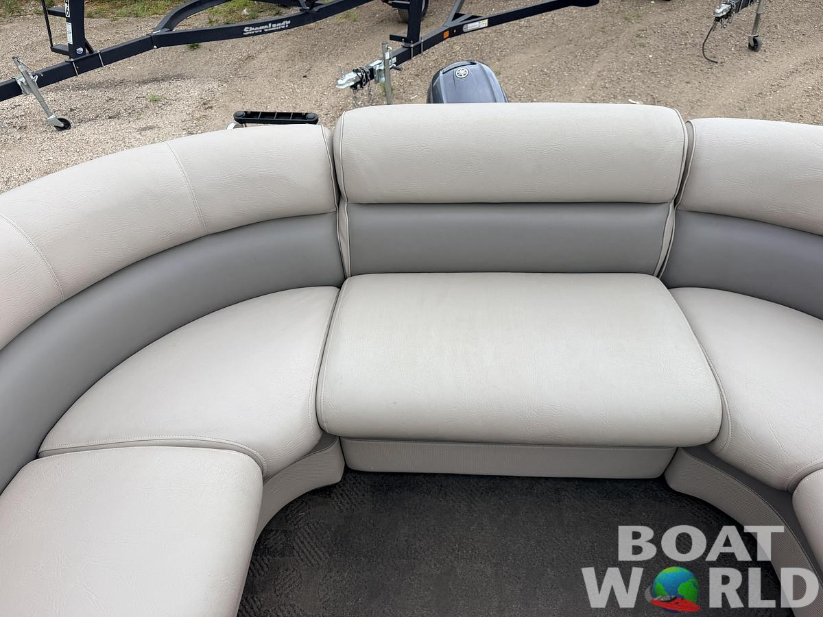 Used 2012 Premier 225 Solaris & 50HP Yamaha 4Stroke -$19,995