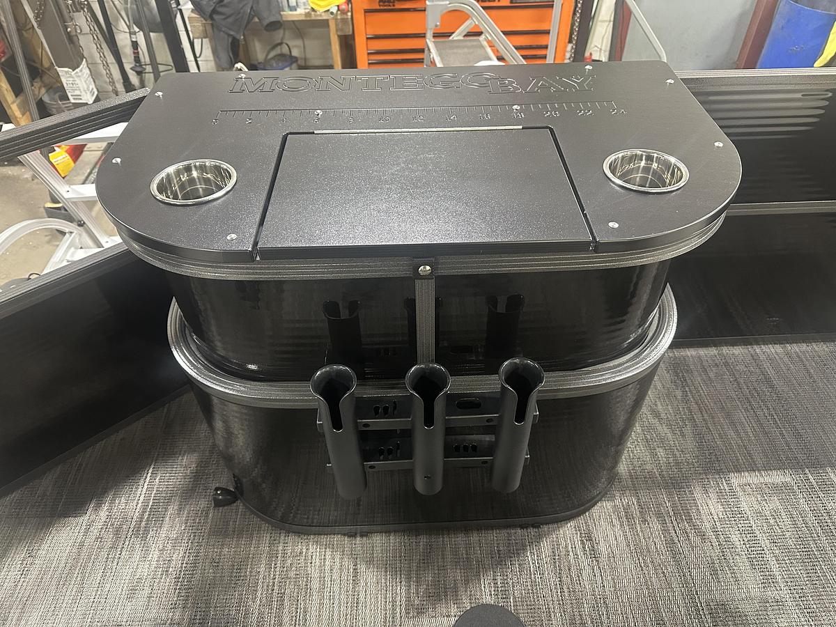 2025 Montego Bay 8522 Fish & Cruise Deluxe Pontoon & Honda 4-Stroke EFI