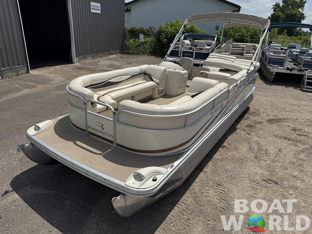 Used 2004 Bennington 2250 RL