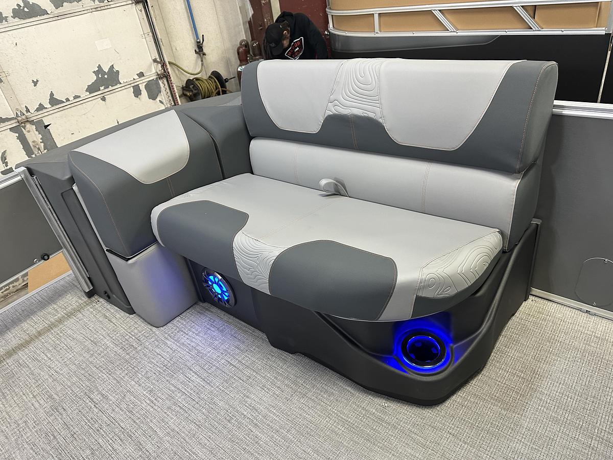 2025 Tahoe Pontoons GEOfish CRF 2585 Tritoon & 225HP Outboard