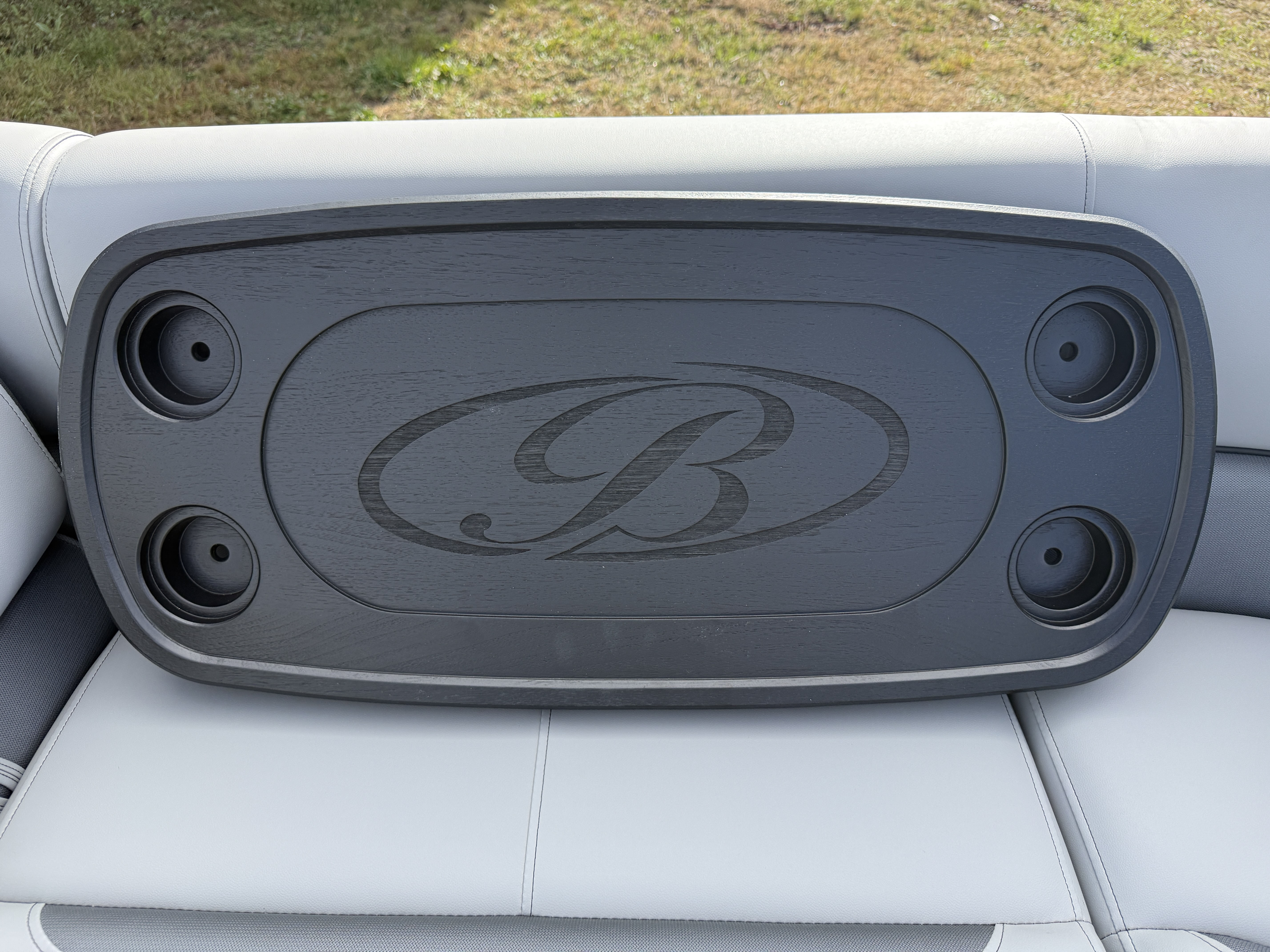 2026 Bentley Pontoons Legacy 220 Swingback 