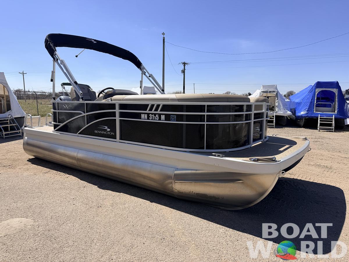 Used 2023 Bennington 20 SX Cruise & 90HP Yamaha 4Stroke - $31,995