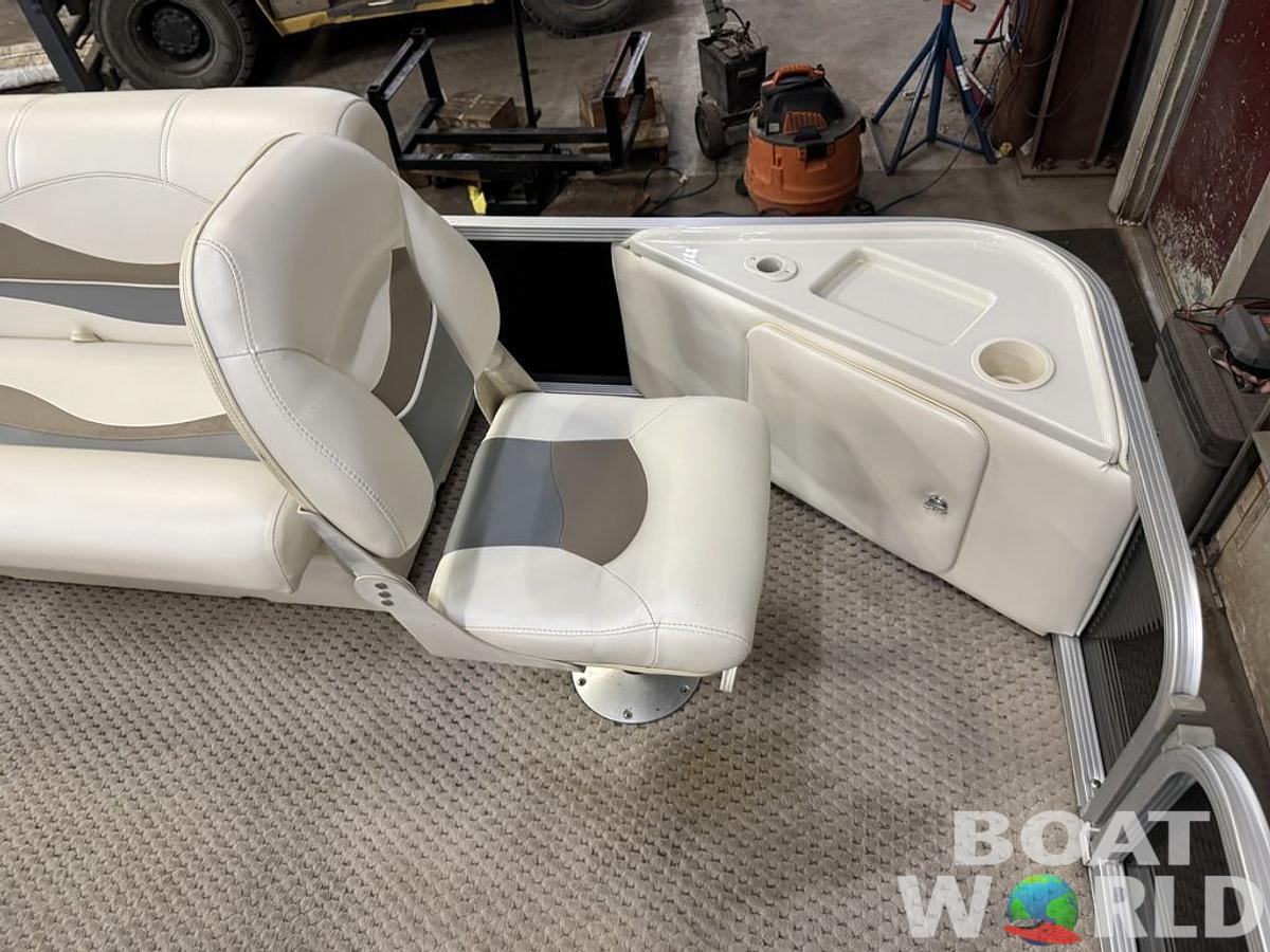 Used 2006 Bennington 2050 GS Pontoon