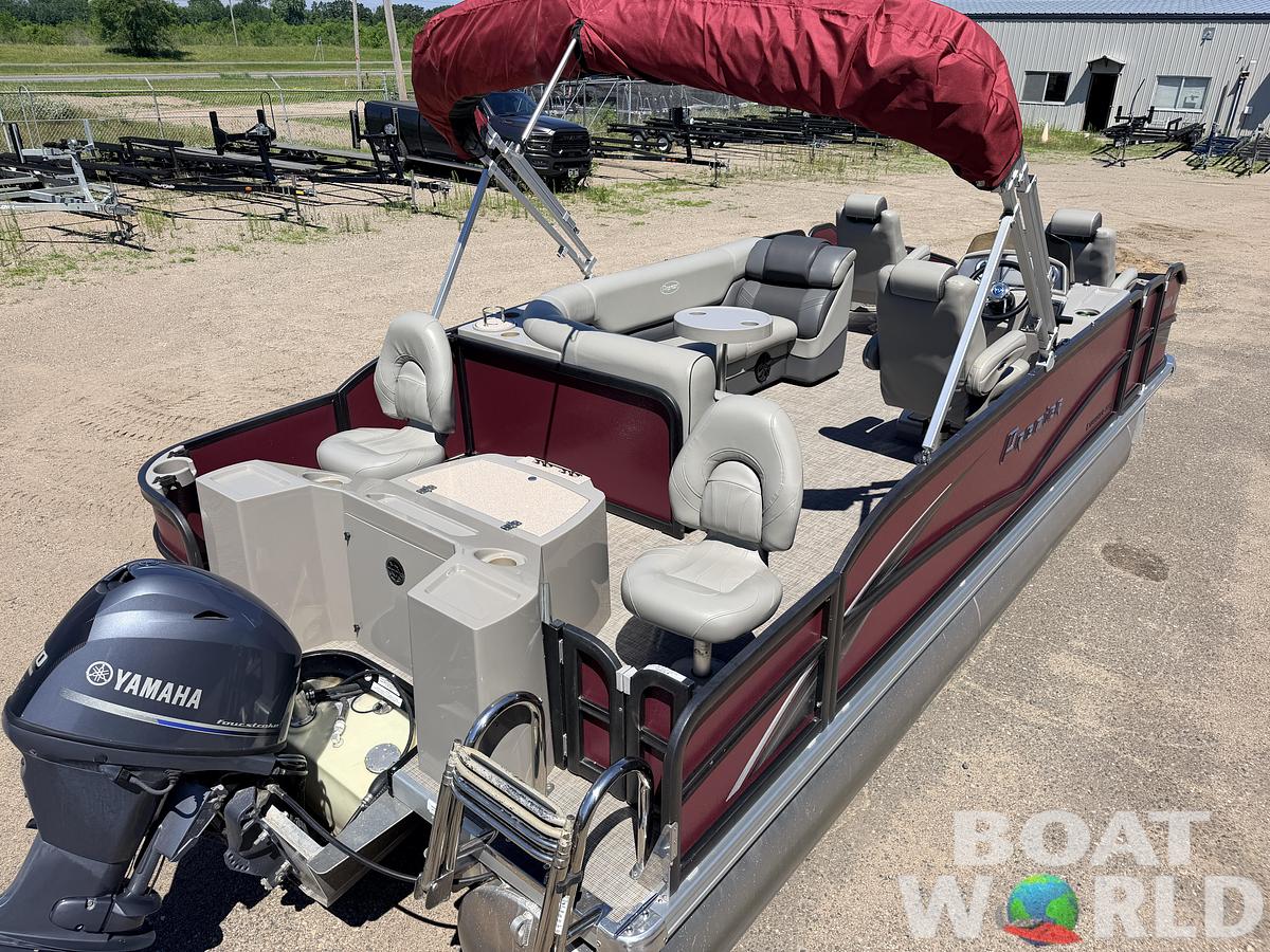 Used 2016 Premier 220 Explorer