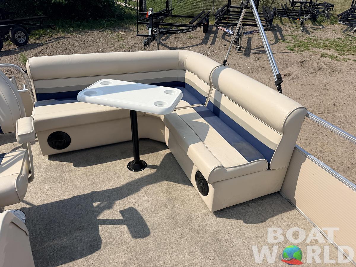 Used 2007 Weeres 200 Cadet & 25HP Mercury 4Stroke -$9,995
