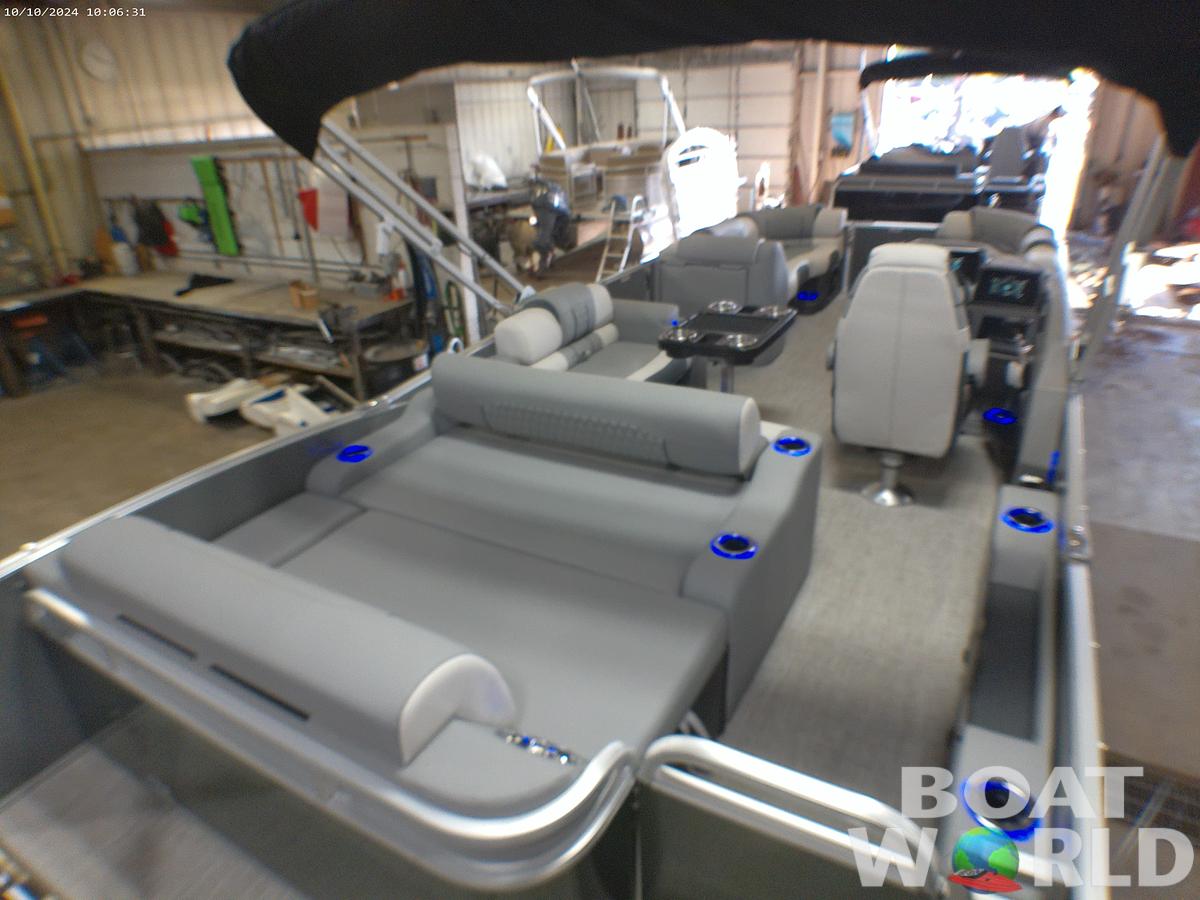 2025 Tahoe Pontoons Cascade 2385 Swingback (VRL) Tritoon & Honda 4-Stroke EFI