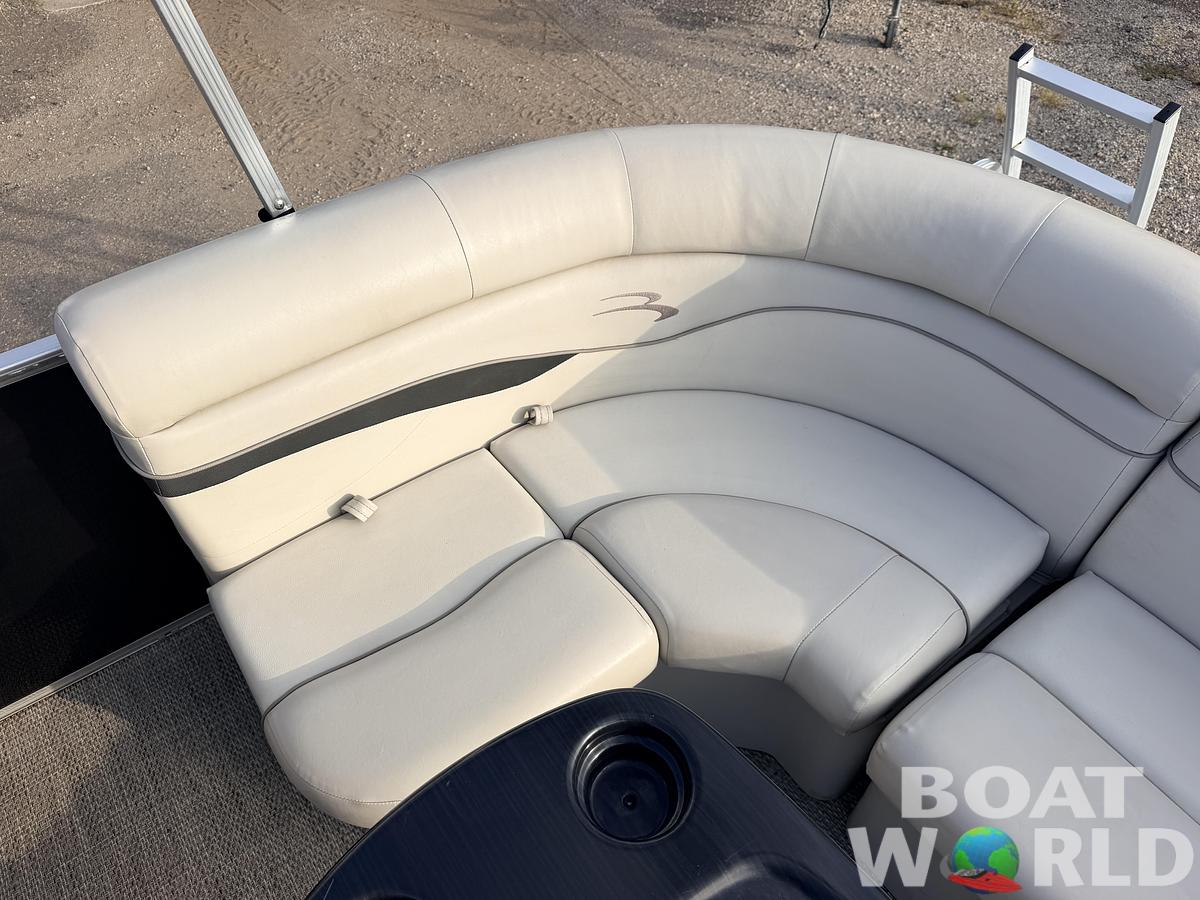 Used 2018 Bennington 20 SSRX & 50HP Yamaha 4 Stroke -$24,995