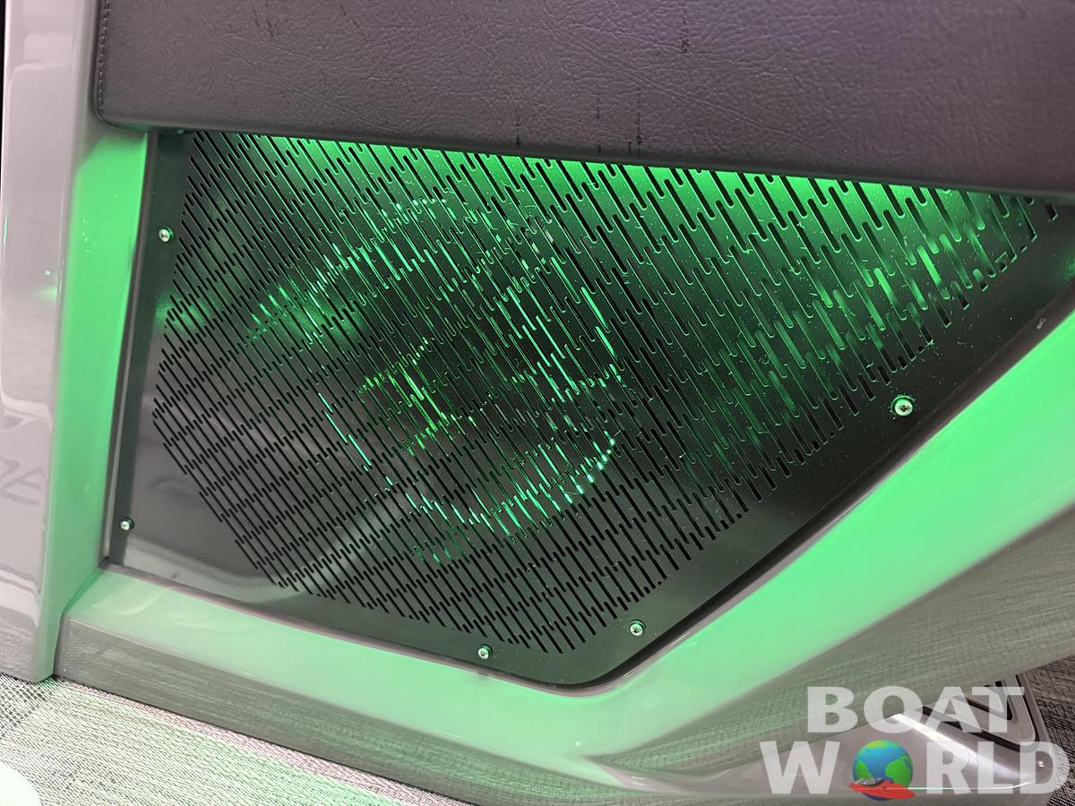 2026 Tahoe Pontoons Grand Tahoe 2585 Elite Windshield Tritoon & Mercury 400HP V10