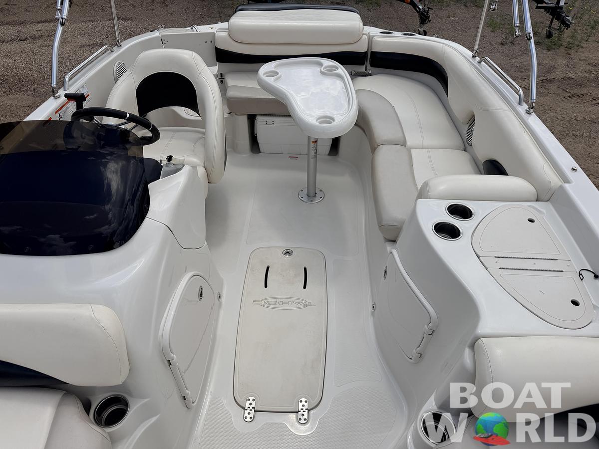 Used 2011 Tahoe 215 Xi Deck Boat & 220HP Mercruiser V8 -$17,995