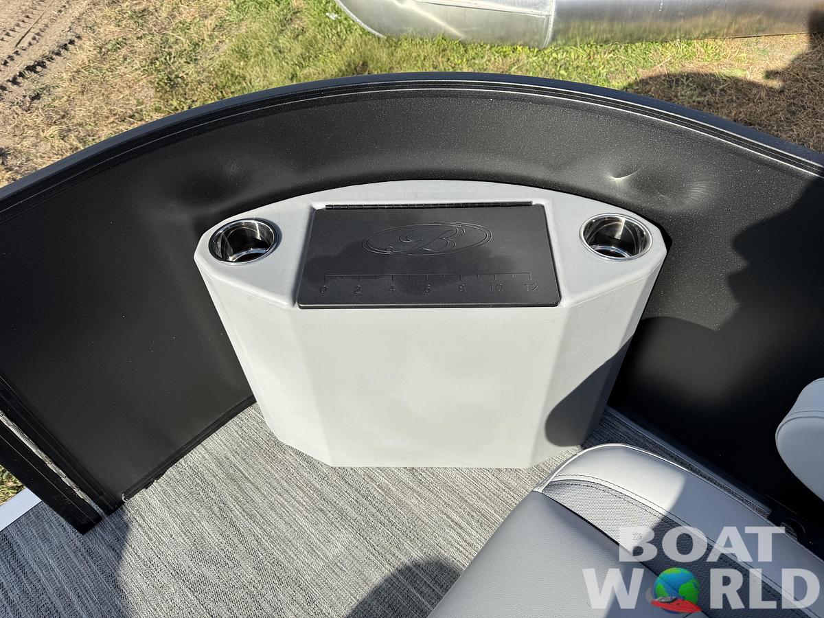 2026 Bentley Pontoons Forward Fish 220 Swingback