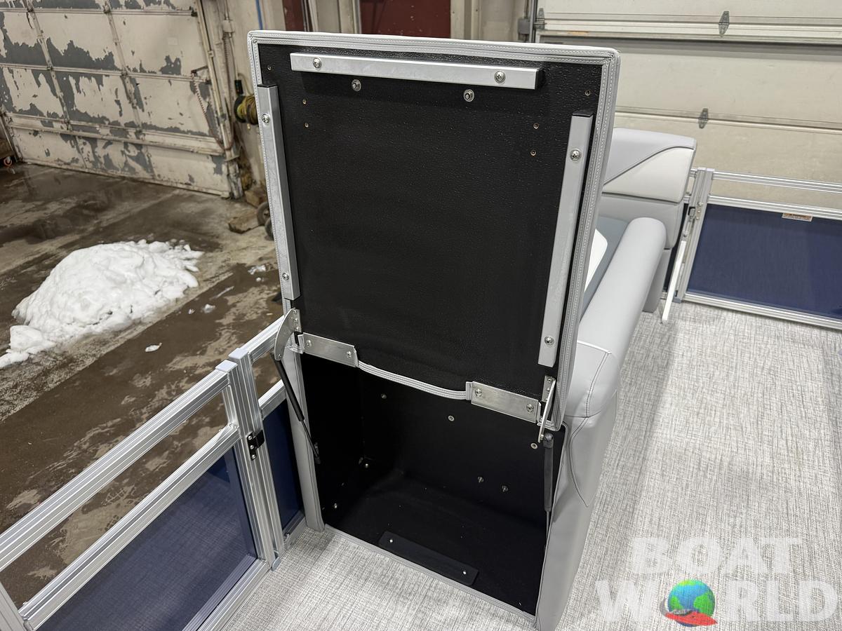 2026 Tahoe Pontoons Sport 2180 Quad Lounge 