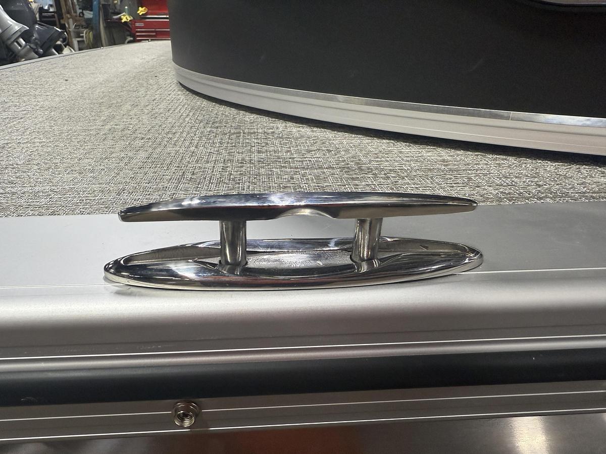 2025 Tahoe Pontoons LTZ 2385 Quad Lounge Shift SS Tritoon & Honda 4-Stroke EFI