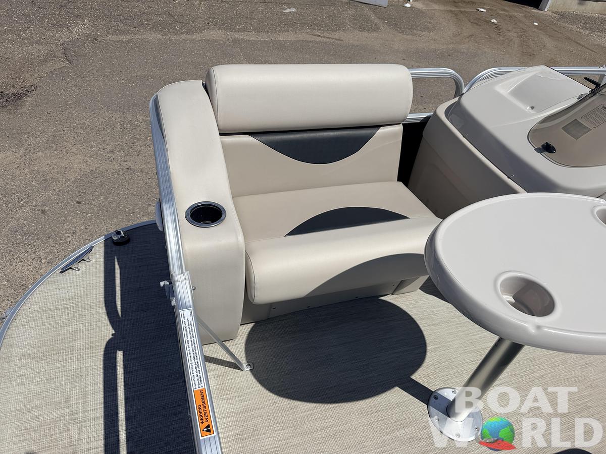 Used 2020 Princecraft Brio E 17 Pontoon & Torqueedo Electric Outboard - $19,995