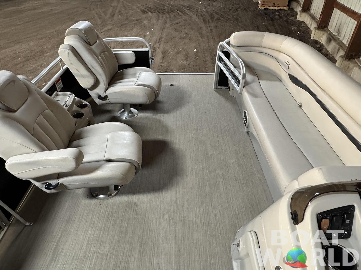 Used 2017 Bennington  22 SS Pontoon with 90HP Yamaha Fourstroke EFI