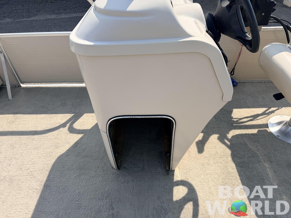Used 2007 Weeres 200 Cadet & 25HP Mercury 4Stroke -$9,995