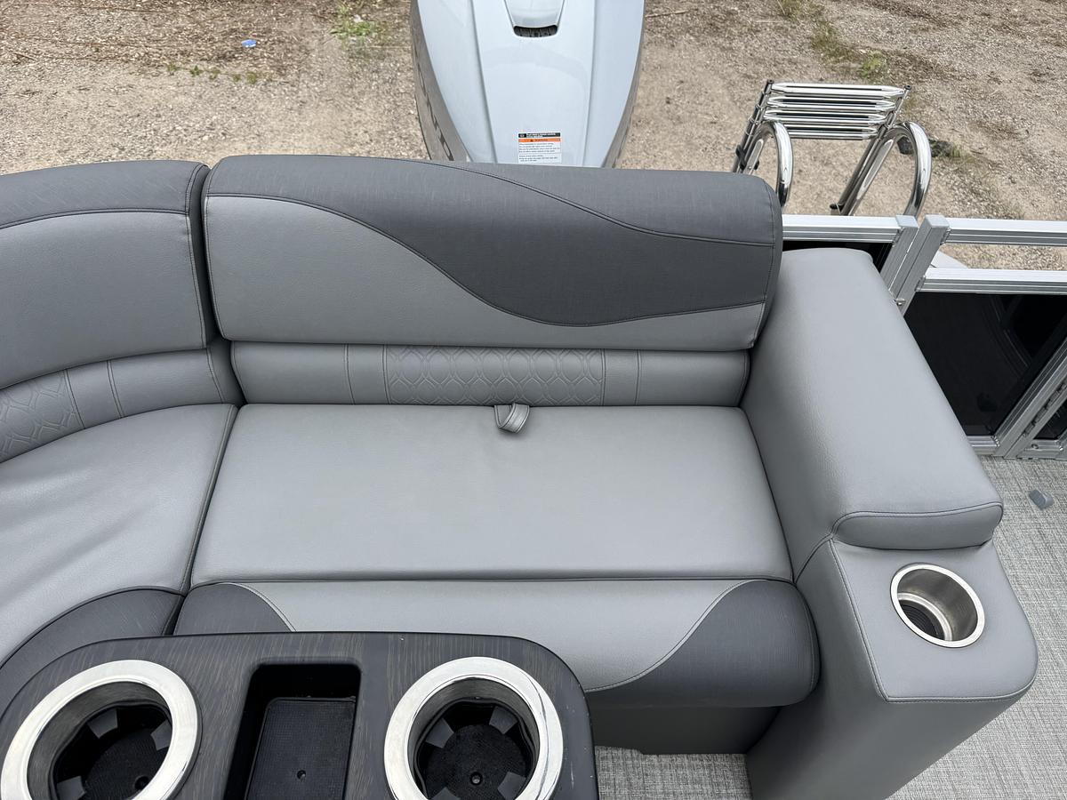 Used 2023 Tahoe Pontoons LTZ 2385 Elite Cruise & Honda 115HP 4-Stroke EFI