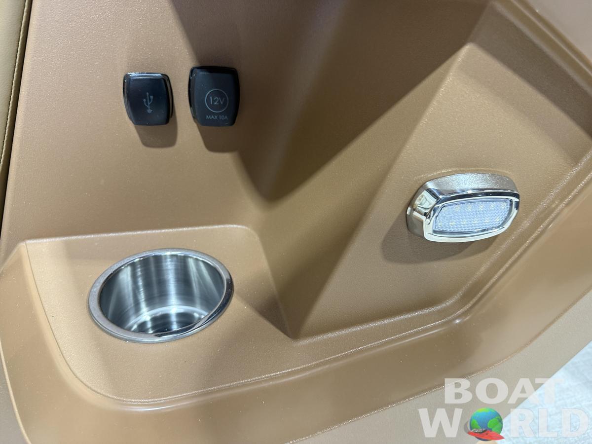 2027 Tahoe Sport Rear Fish 2385 & 4-Stroke $37995