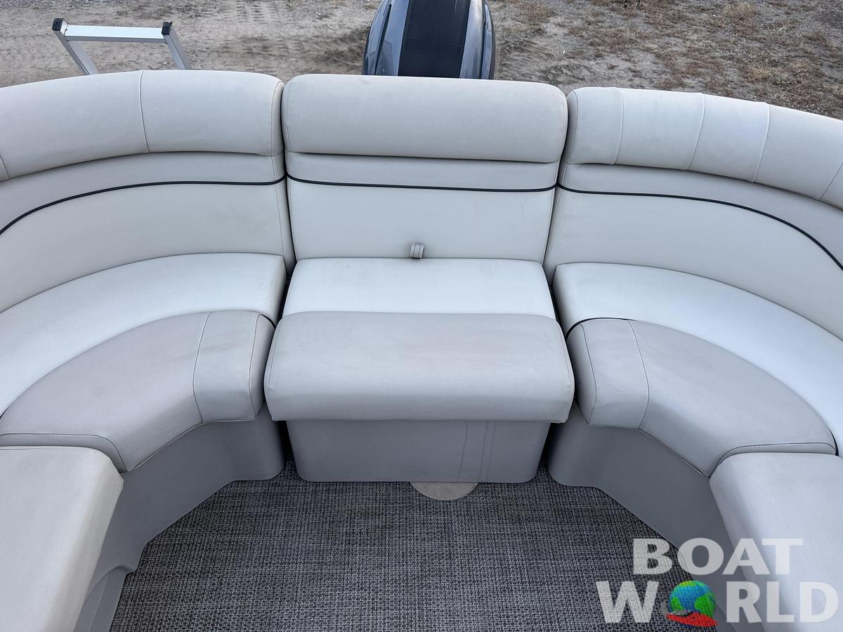 Used 2019 Bennington 21 SX Pontoon