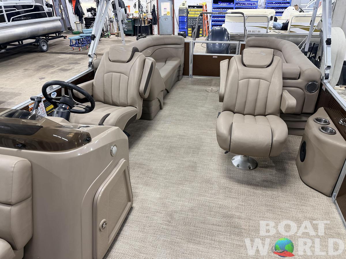 Used 2020 Bennington 22S Quad Lounge Pontoon