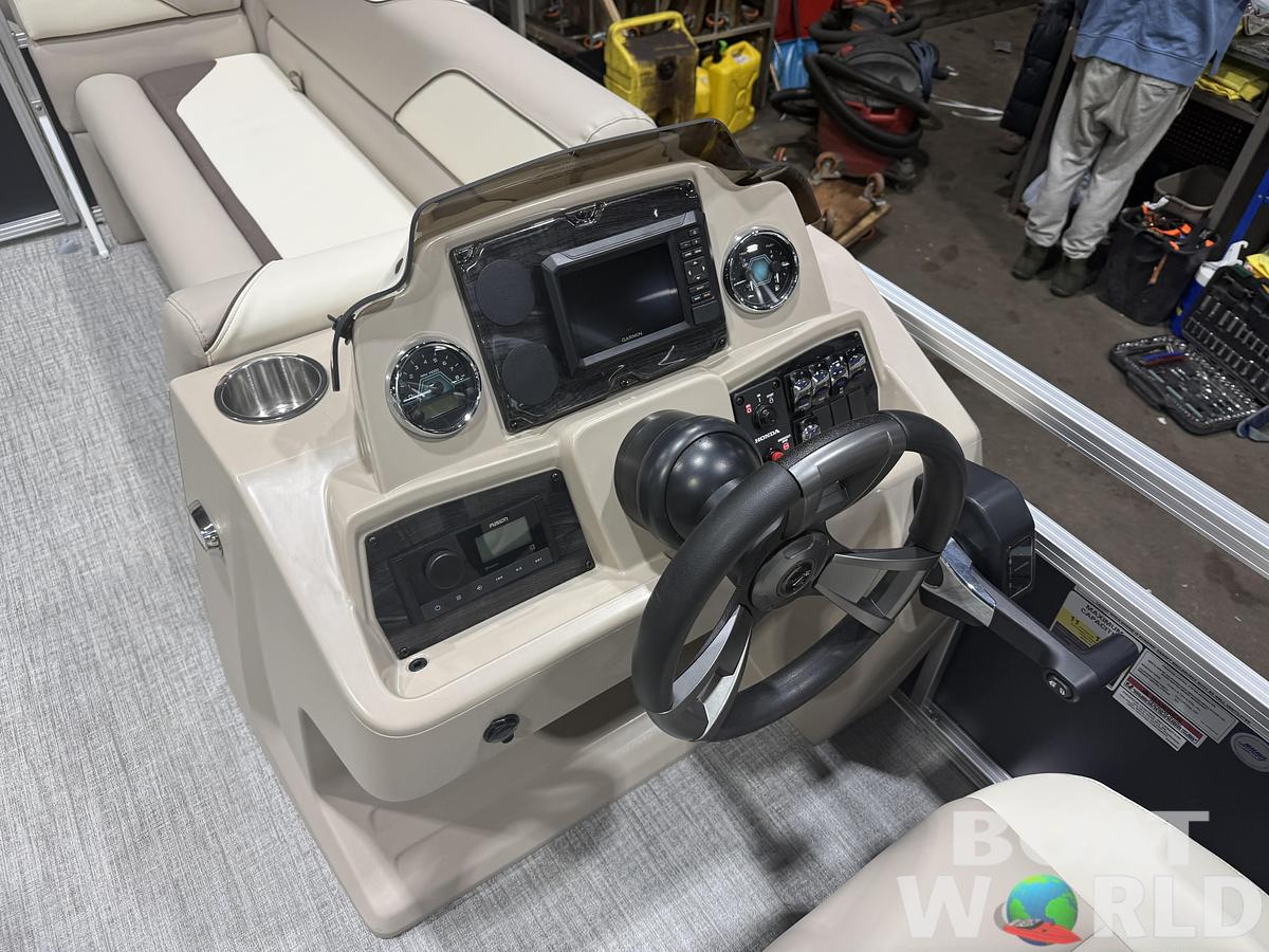 2026 Tahoe Sport Fish & Cruise 23E80 Pontoon $33995