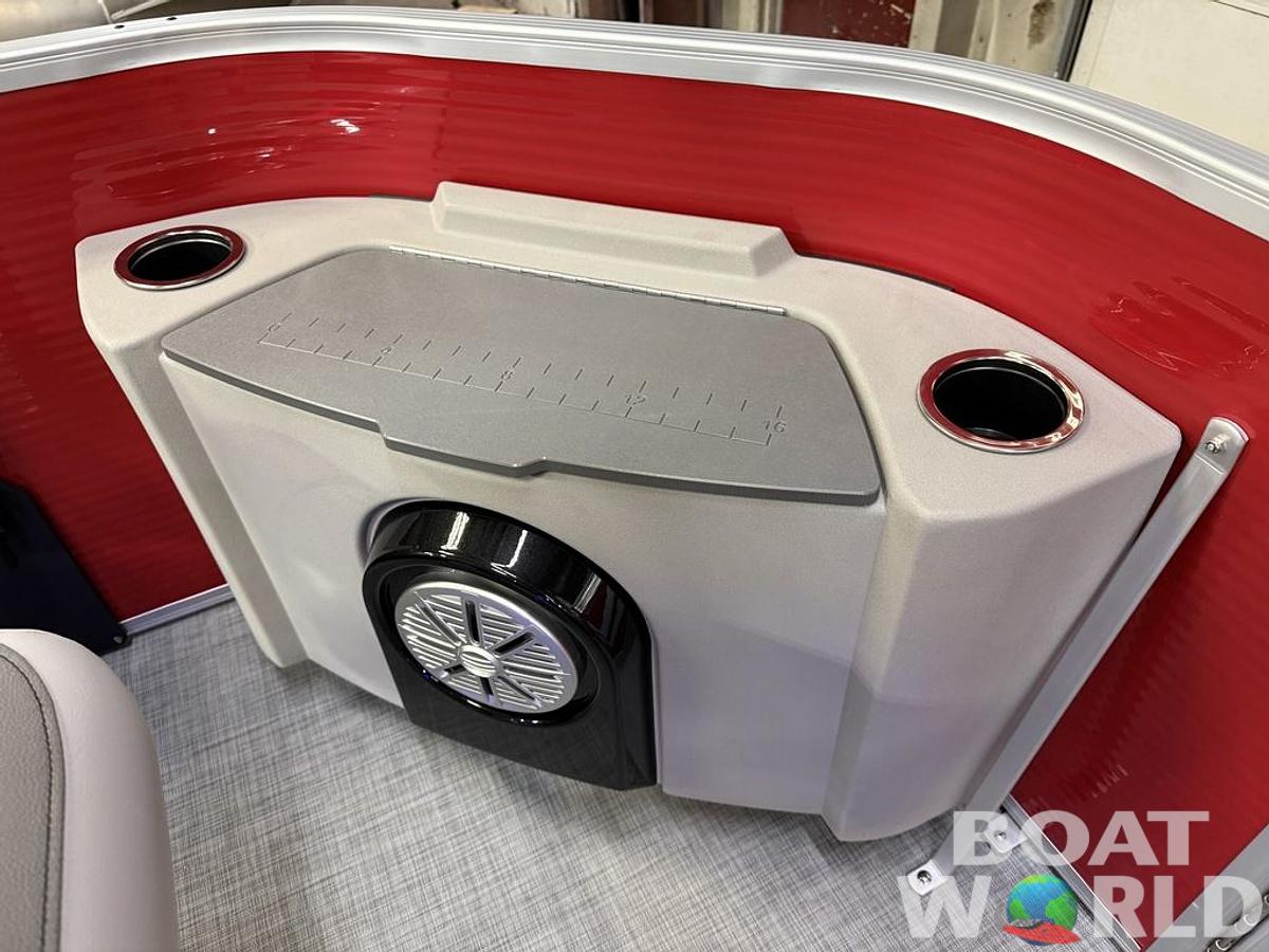 2025 Princecraft 21 Sportfisher 2-S Pontoon & Mercury 4-Stroke EFI