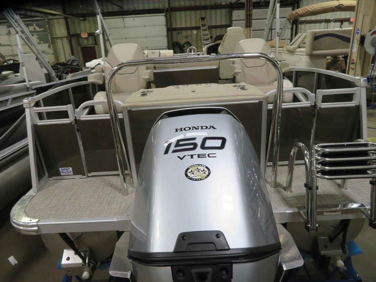 Used 2023 Tahoe Pontoons Cascade 2385 Rear Fish Tritoon & 150HP 4-Stroke EFI