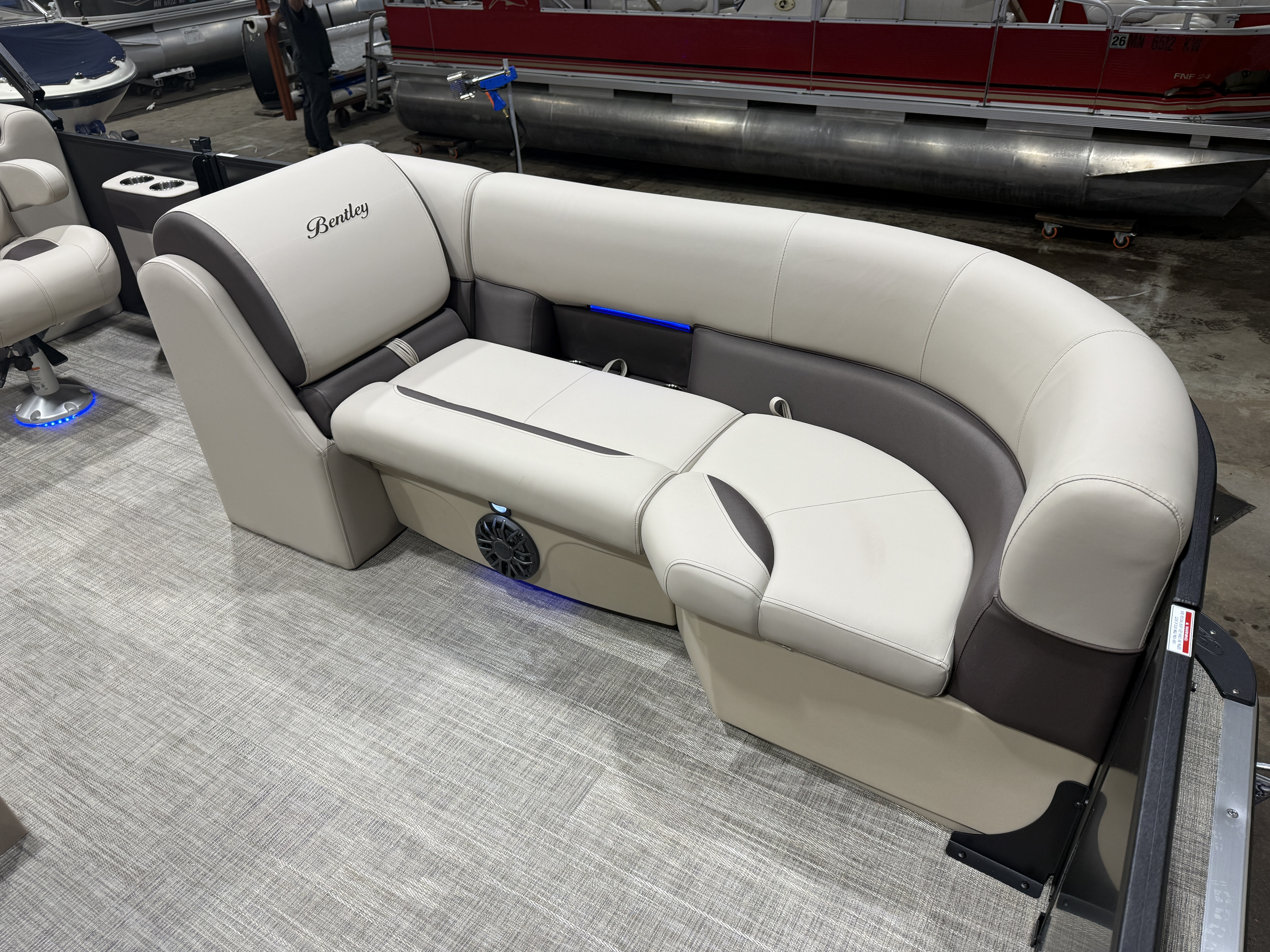 2027 Bentley Legacy 220 Navigator Quad Lounge Pontoon $42995