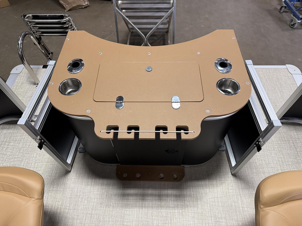 2026 Tahoe Pontoons Sport 2385 Rear Fish & Honda 4-Stroke EFI