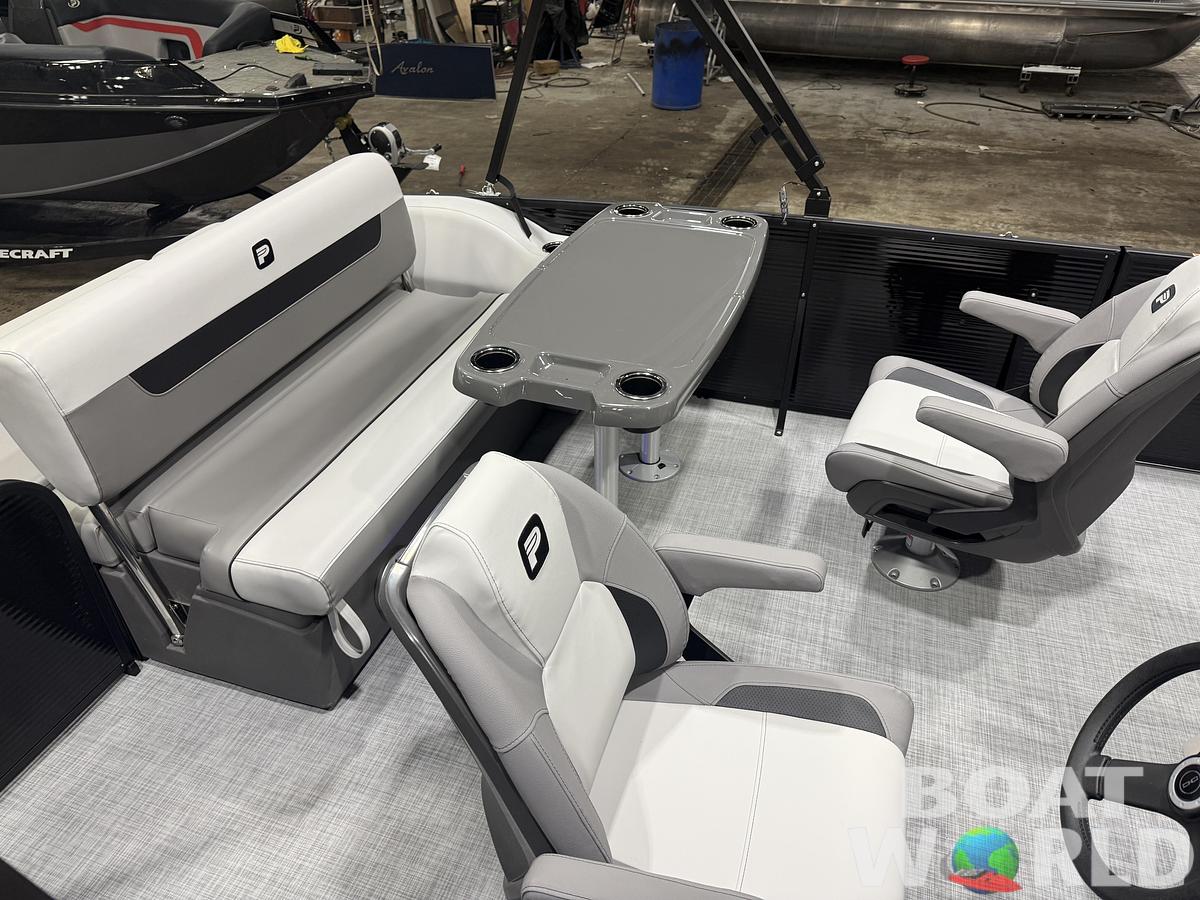 2026 Princecraft Vectra 23 RL SS Swingback Pontoon 