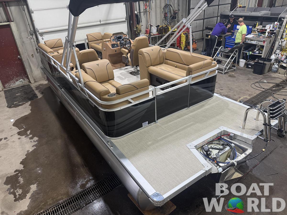 2026 Tahoe Pontoons Sport 2180 Quad Lounge 