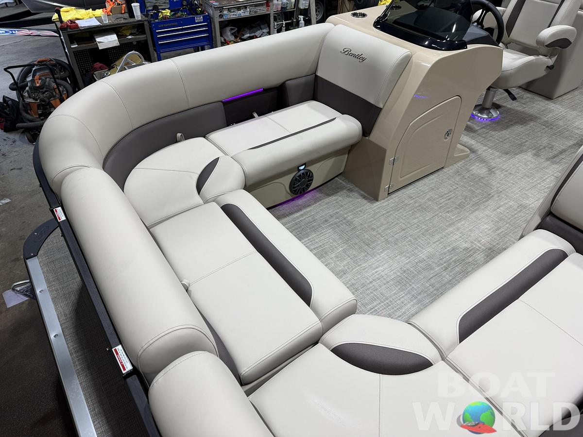 2027 Bentley Legacy 220 Navigator Quad Lounge Pontoon $42995