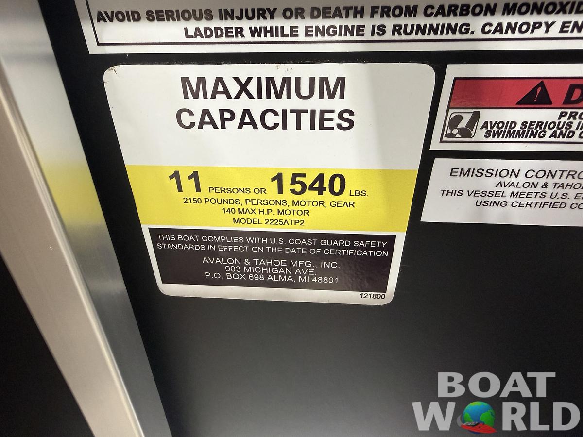 2026 Tahoe Pontoons Sport 2380 Quad Lounge
