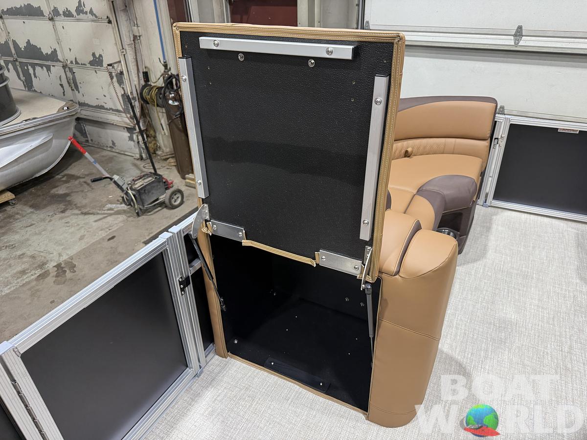 2026 Tahoe Pontoons LTZ 2385 Quad Lounge Shift SS