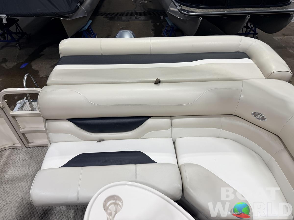 Used 2006 SmokerCraft 8522 Cruise Pontoon & 60HP Yamaha 4-Stroke - $14,995