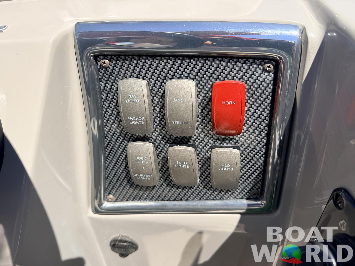 Used 2016 Premier 220 Explorer