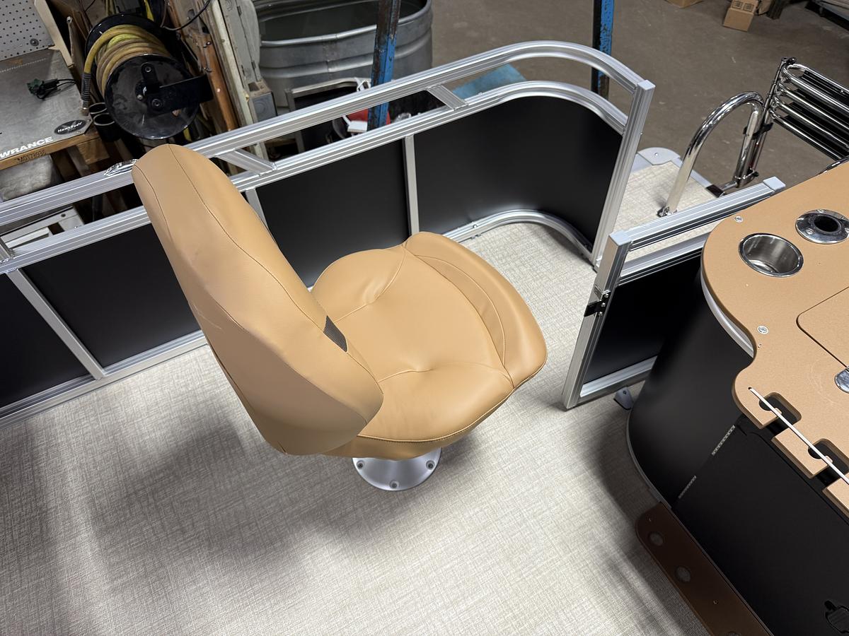 2026 Tahoe Pontoons Sport 2385 Rear Fish & Honda 4-Stroke EFI