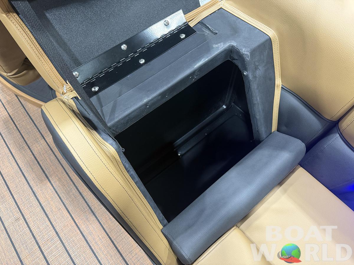 2026 Bentley Pontoons Elite 223 Admiral Quad Lounge Tritoon