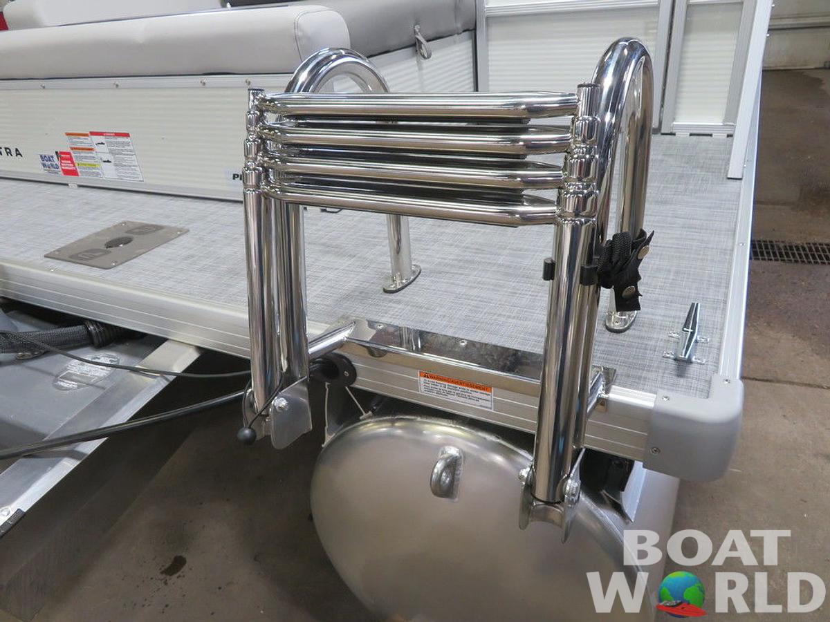 2025 Princecraft Vectra 21 RL Swingback SS Pontoon & Mercury 4-Stroke EFI