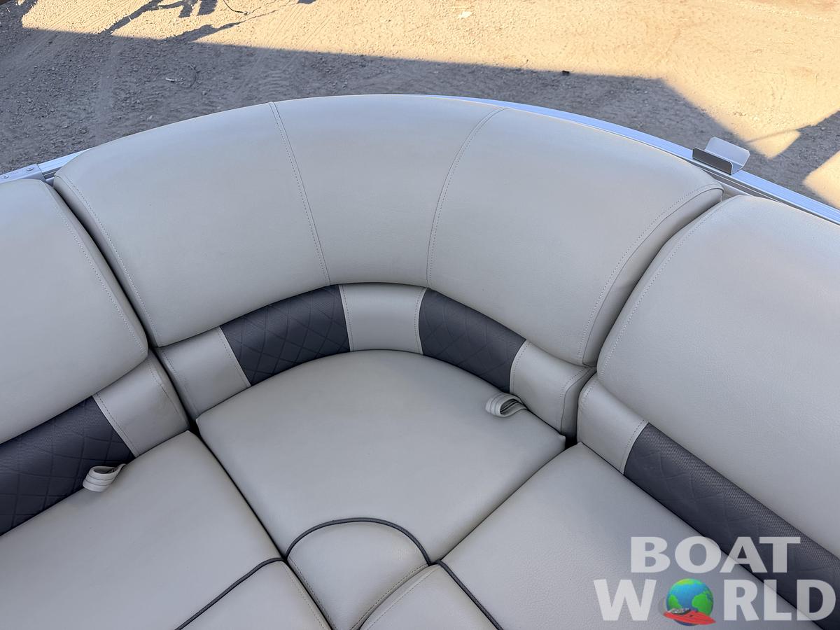 Used 2023 Sun Tracker Party Barge 20 DLX & 90HP Mercury 4Stroke -$27,995