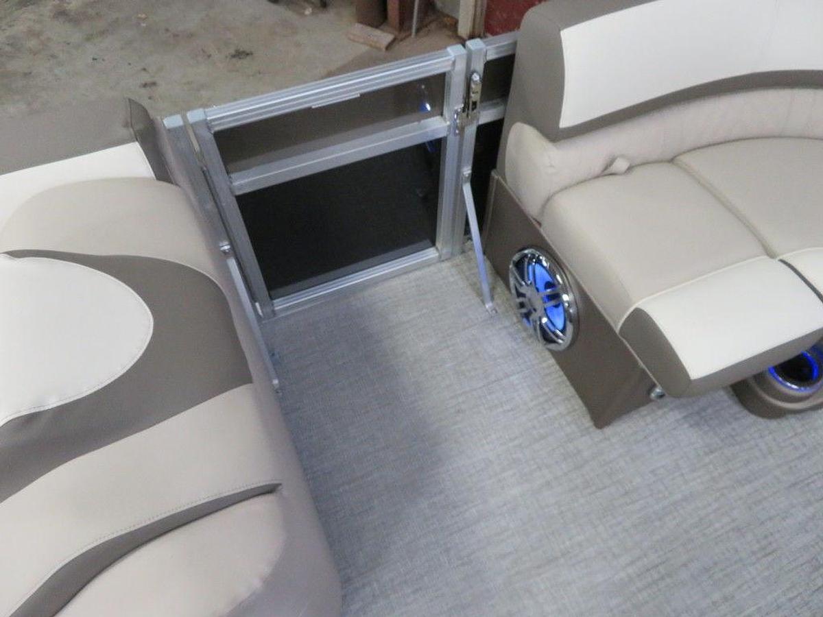 Used 2023 Tahoe Pontoons Cascade 2385 Rear Fish Tritoon & 150HP 4-Stroke EFI