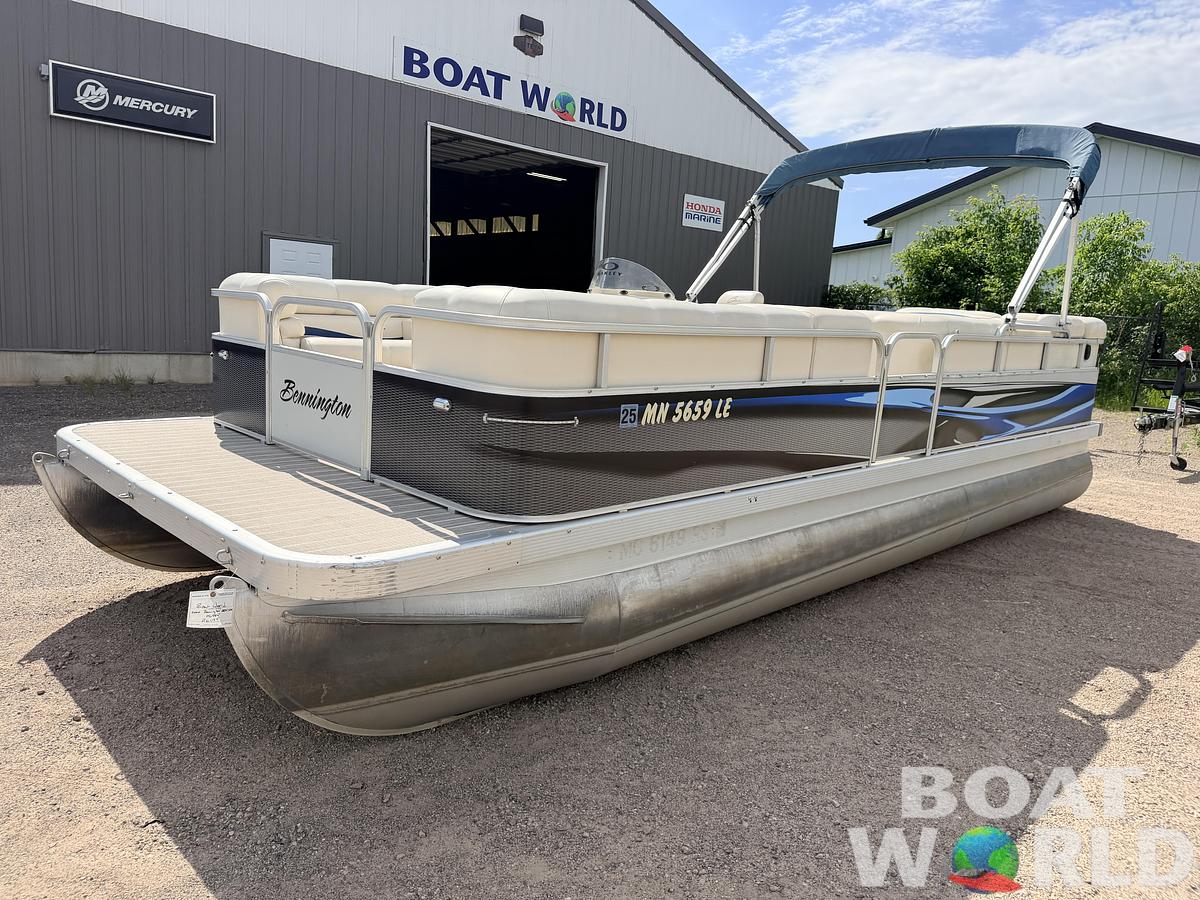 Used 2000 Bennington 2275 LX & 50HP Mercury 4Stroke -$12,995